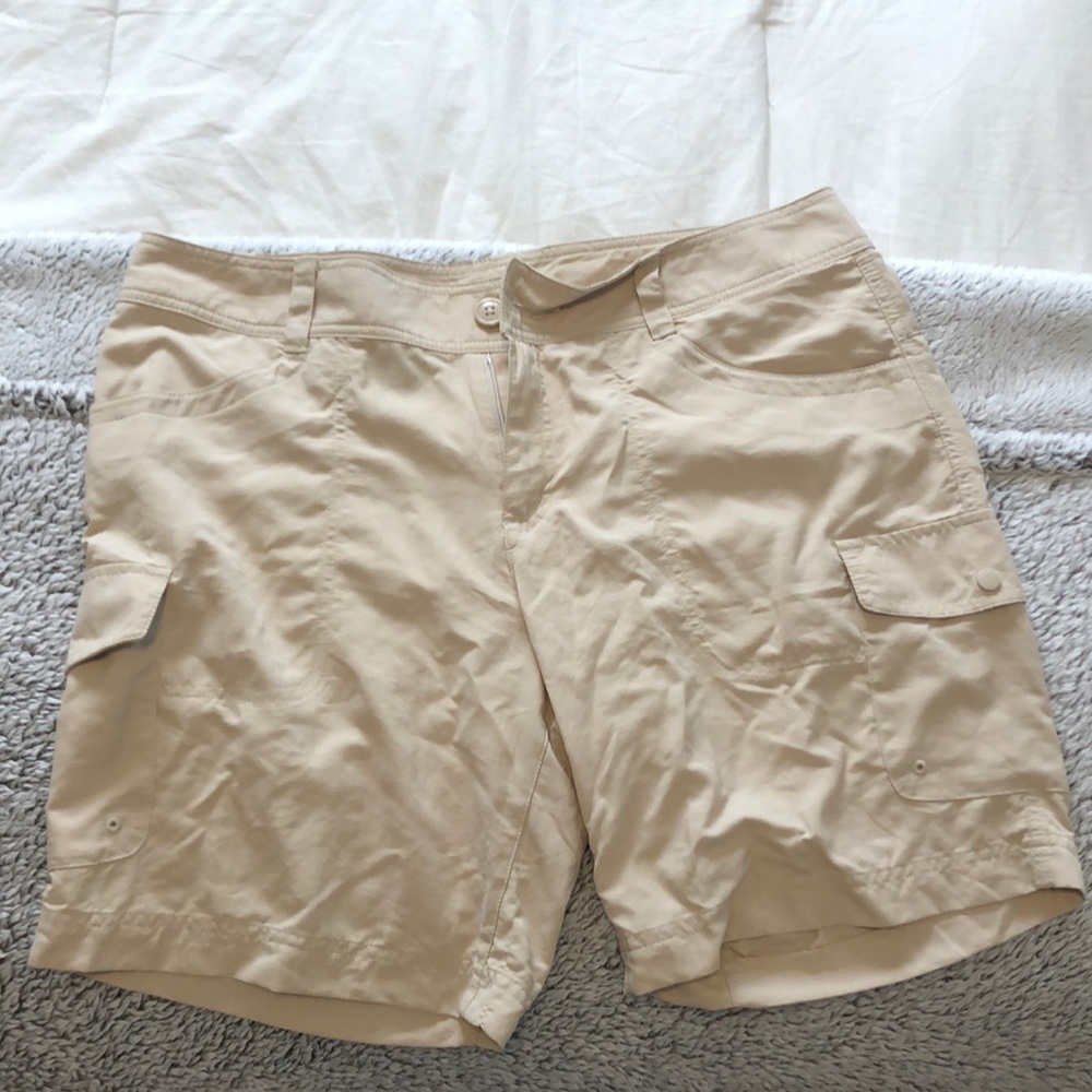 Columbia Omni-Wick shorts